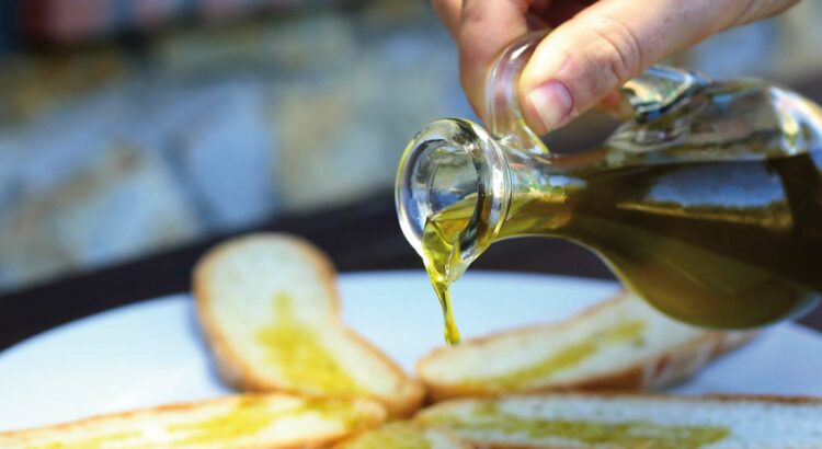 L’olio pugliese sconfigge il colesterolo, ecco come